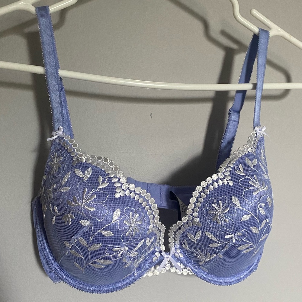 Adore me bra